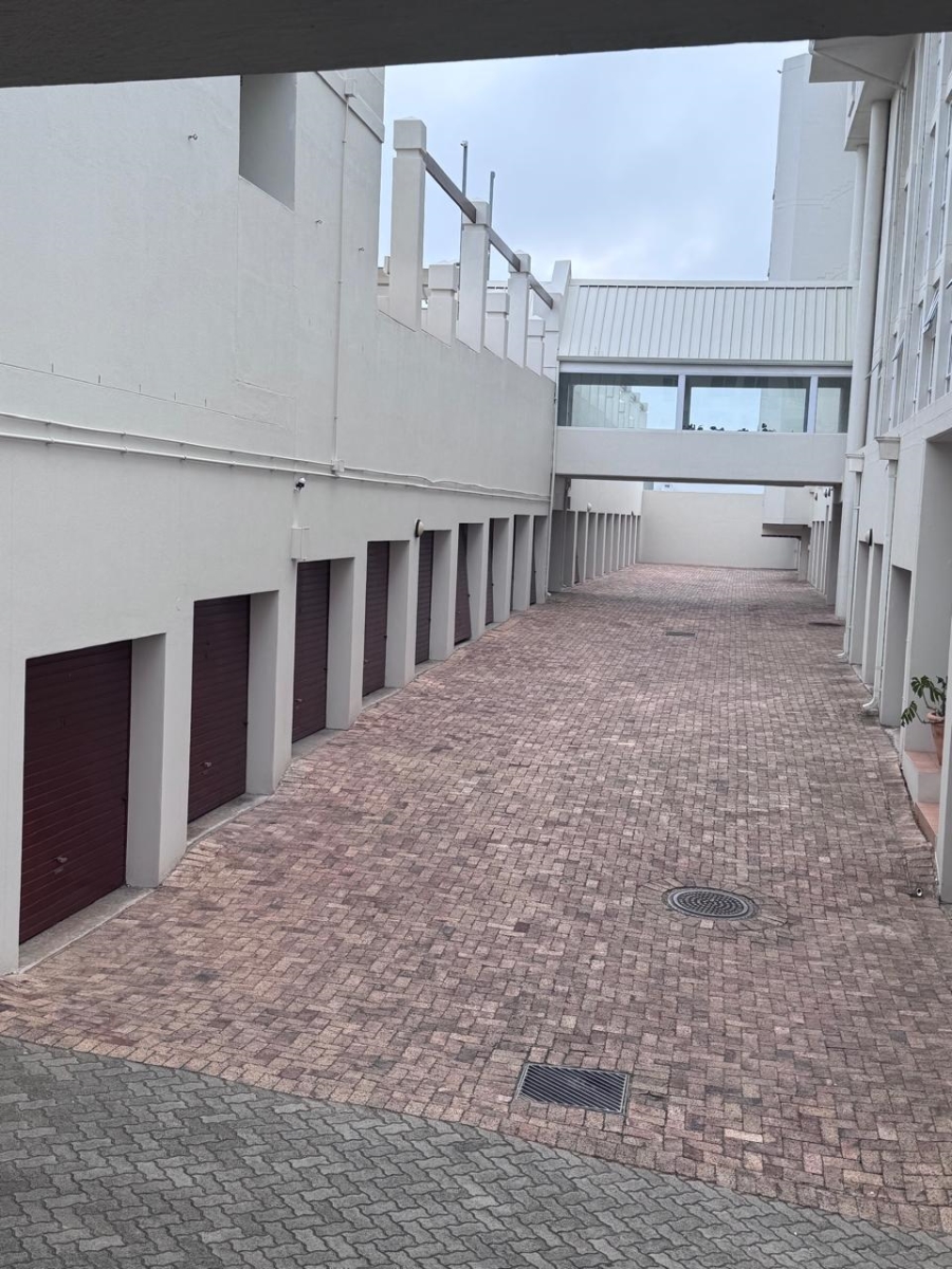 2 Bedroom Property for Sale in Summerstrand Eastern Cape